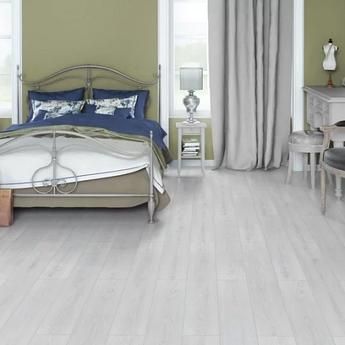 ВЕСПУЧЧИ ЛАМИНАТ  TARKETT  NAVIGATOR ламинат для пола